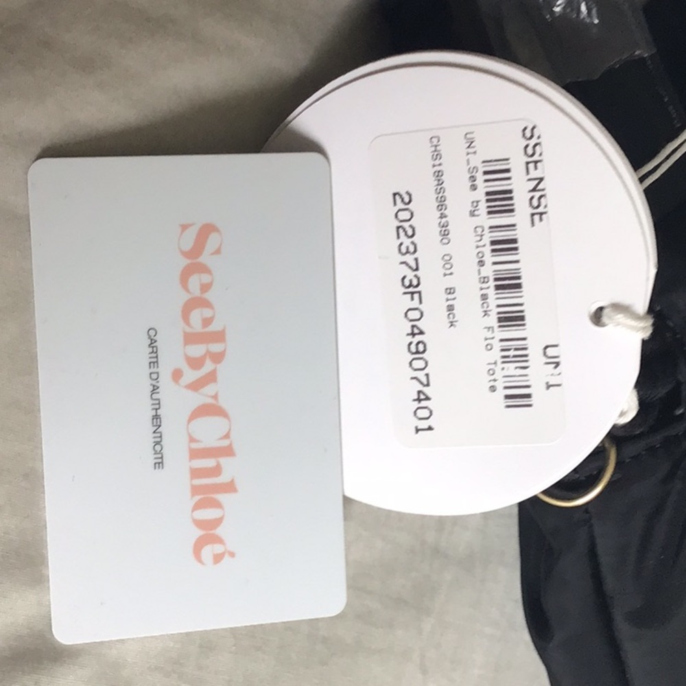 Handbag - Picture 4 of 8